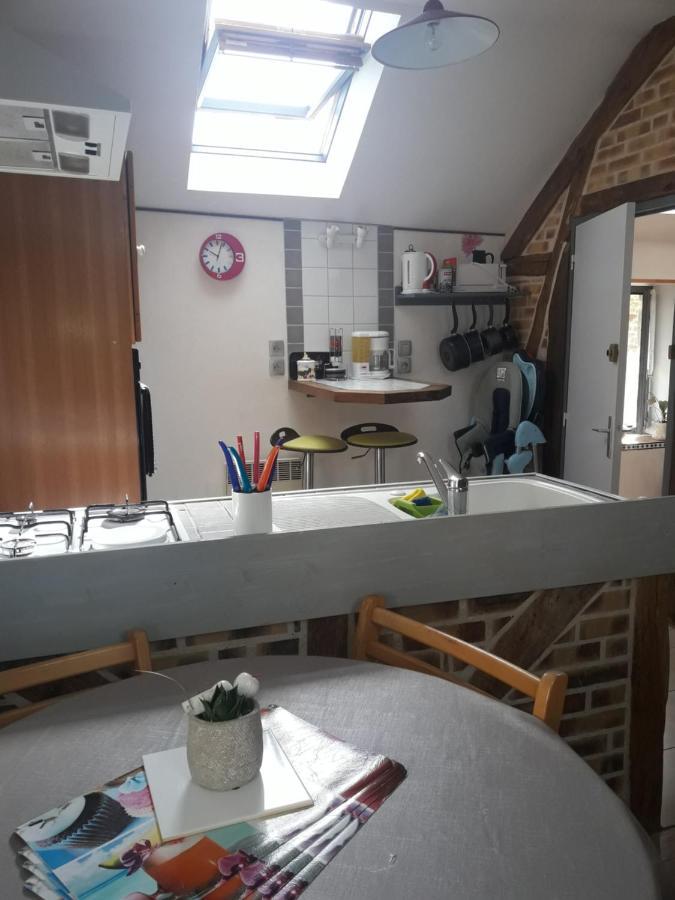 Fee Maison With Love Appartement Cuissai Buitenkant foto
