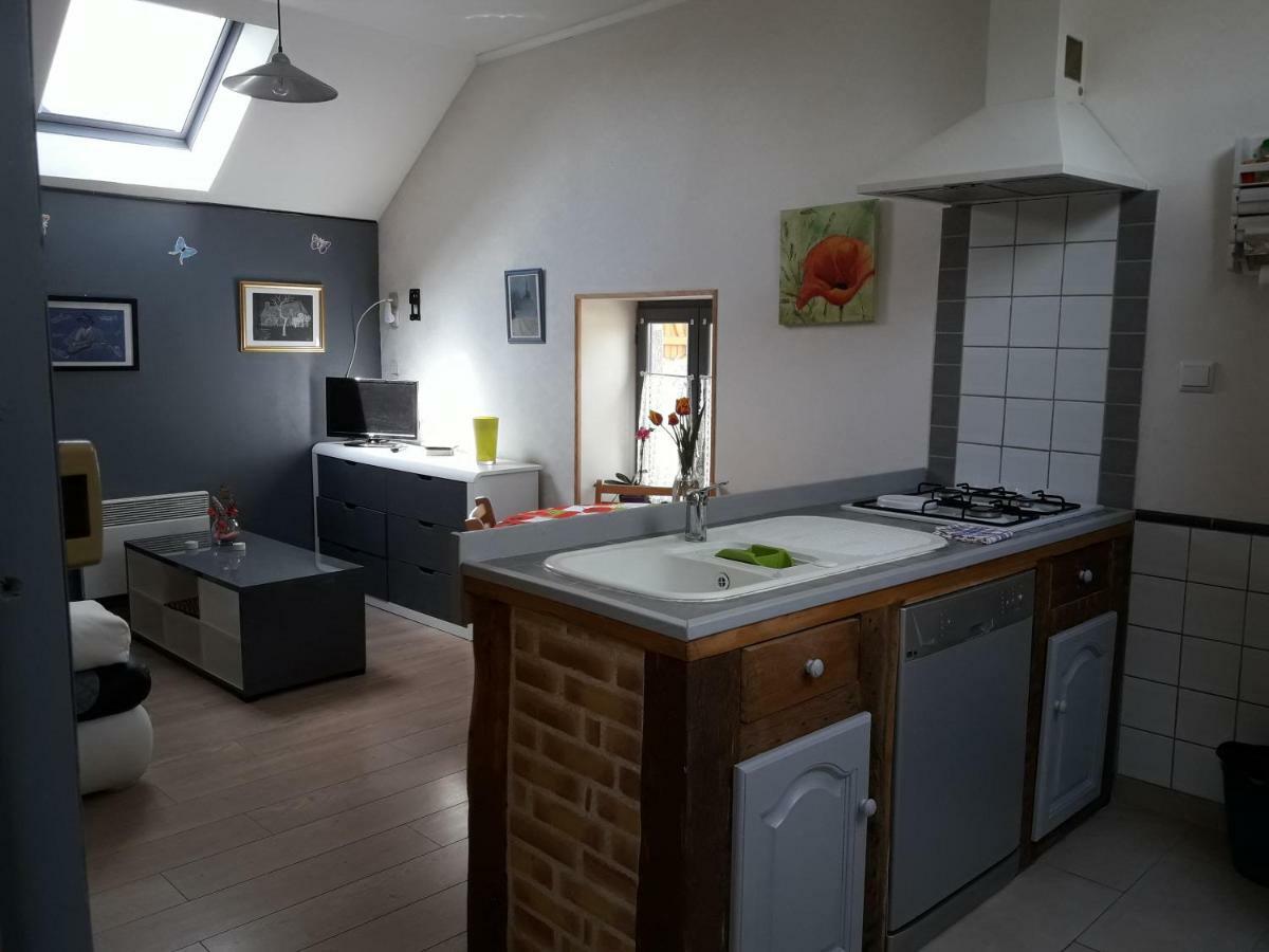Fee Maison With Love Appartement Cuissai Buitenkant foto